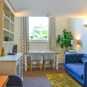 County House - 27911 Holiday home York
